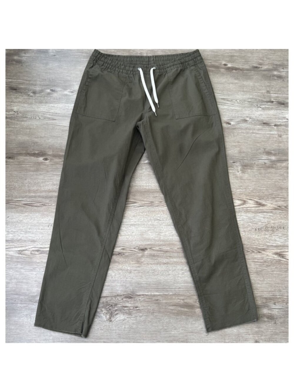 Vuori Vintage Ripstop Pant Womens Medium Green Slim Ankle Length Discontinued